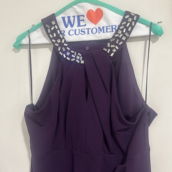 EUC |Lovely long dress!  Execellent holiday or formal dress. COMFORTABLE - Picture 8 of 11